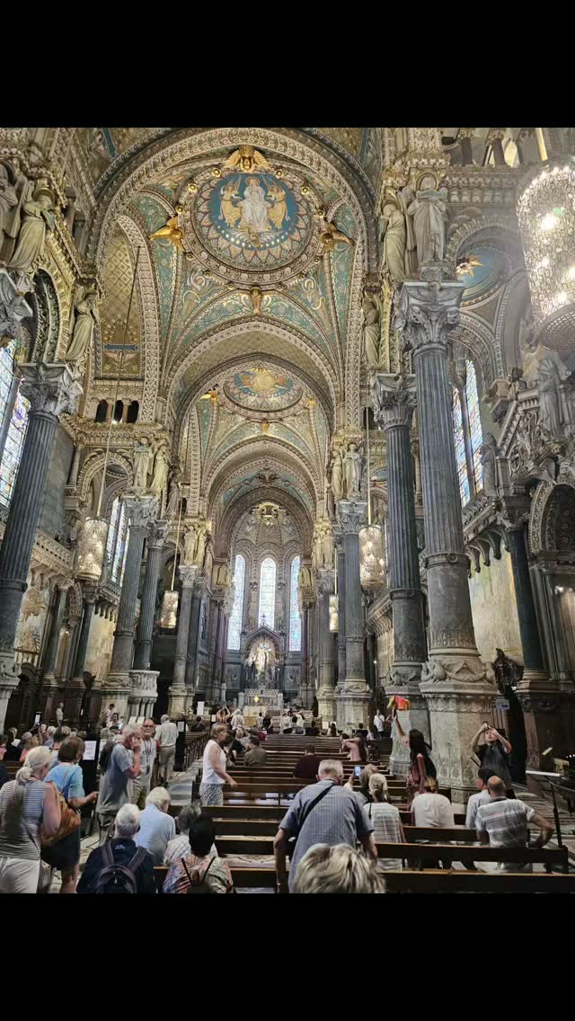 Walk about day in Leon France. We were told to visit two churches in particular. St.  Jean(John) and Basilica Notre=Dame de Fourviere. Wow! Incredible architecture and sculptures, mosaics were out of this world. 
Most everything was 14th & 15th Century. Astronomical clock was from 14th Century. 

Lots of locals and tourists in old town and city center, known for the Convergence. Two rivers converge in center of city, River Rhone and Saone. Flash mom of kids dancing in Square, lots of sidewalk cafes. Too many pastry shops !! We just couldn't resist 😆 🤣 😂 #beautifuldestinations #león #france #couplesgoals #travelingram