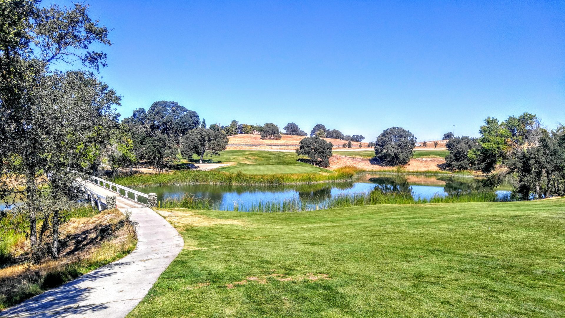 Highway 1 Discovery Route – America’s Golfing Couple