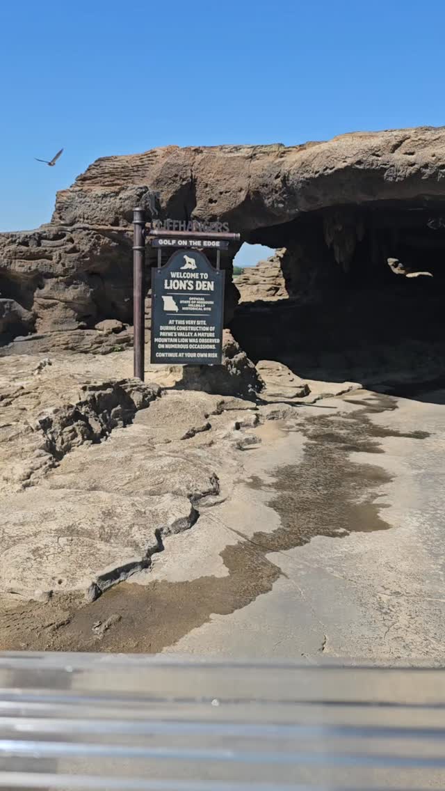 CLIFFHANGERS, what a ride!! The 3rd hole tee box is in a cave. Waterfalls add to the excitement. This is so much 😁 😂 😀 😁 

Big Cedar Golf in Branson Missouri should be on your bucket list . Ozark National, Buffalo Ridge. Payne's Valley, Mountain Top. Top of the Rock, wait there's more to come!! #golfstagram #golfcontentnetwork# #beautifuldestinations  #couplesgoals #golf