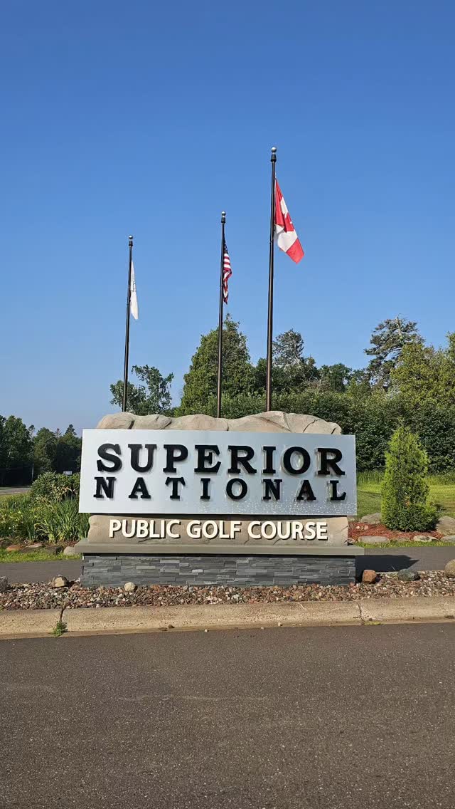 Wow!! What a spectacular mountain golf course with views of Lake Superior. Thanks to Greg Wires, publisher for Golf Minnesota, for this great contact. The 27-hole facility follows the rising landscape of Lutsen Mountain, and the Poplar River runs through it. Wide fairways are welcomed since most fairways are uphill, making the course longer than it looks. You have views of ski runs on Lutsen and Lake Superior. The sound of the rushing river echoed throughout your round. Good food and exceptional pro shop with latest fashions. Another superb golf course of Northern Minnesota.#golfstagram #golfcontentnetwork #instagolf #instagolfers #couplesgoals #golf #beautifuldestinations #instagolflife #travelingram #tristategolf #vicegolf #ducadelcosma #shotscope #tifosisunglasses #golfminnesota #superiornatiionalgolf #lutsenmountains #lutsen #cookcountymn