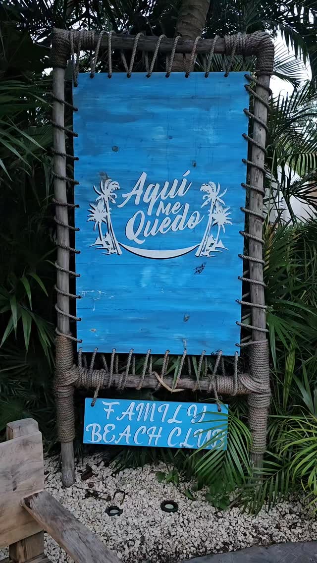 A lovely beachside dinner at Aqui me Quedo. A quick ride through the mango forest to arrive at the beach. Rosewood Mayakoba delivers with exceptional service  and different flavors of the Mexican culture. Several restaurants to choose from and all are wonderful. One on the beach. Two on the lake/lagoon. If you need to escape the first taste of winter weather, come on down. #golfstagram #golfcontentnetwork #instagolf #couplesgoals #rosewoodhotels #rosewoodmayakoba @rwmayakoba #beautifuldestinations #beaches #tristatemagazine ##travelingram #traveltheworld #vicegolf #ducadelcosma #sqairzgolf #travelandleisure #golf_inspired_ #distincetravel #foodies #mexico #cancun #rosewoodvacations #beachlife #tequila #mezcal #rwjourneys