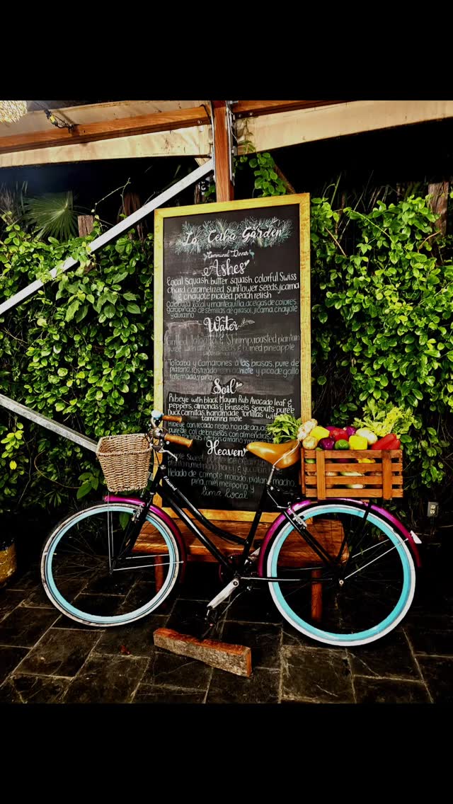 Our last night @rwmayakoba, we experienced the bi/weekly communal dinner in the herb garden, La Cieba. A four course meal highlighting the local and past cultural foods and wine. Several distinct areas of Mexico were presented. Members and Resort guests are invited twice a week to this special presentation of the chefs artistic talent of gastronomical delights. Orange wine was a surprisingly good! #golfstagram #golfcontentnetwork #instagolf #couplesgoals #beautifuldestinations #golf #travelingram #rosewoodmayakoba #rwjourneys #rosewoodhotels #cancun #mayakoba #foodiesofinstagram #mexicanfood #mexico #resorts #resortslife #baltzco #beaches #saltlife #riveramaya #tristategolfmag #northeast.golf #vicegolf #travelandleisure