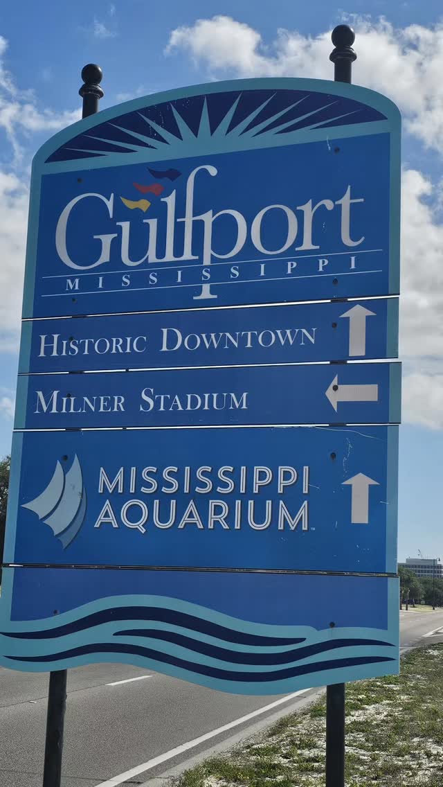 Our 2026 Spring and summer schedule kicks off on the white sand shores of Coastal Mississippi. Gulfport and Island View Casino Resort are our home for a few days. We walked along the seashore this morning. Good start!! Heading to The Club at Diamondhead. Quick nine on the Cardinals course and finish watching the Masters in Clubhouse. #golf #coastalmisissippi #Gulfport #visitmississippi #couplesgoals