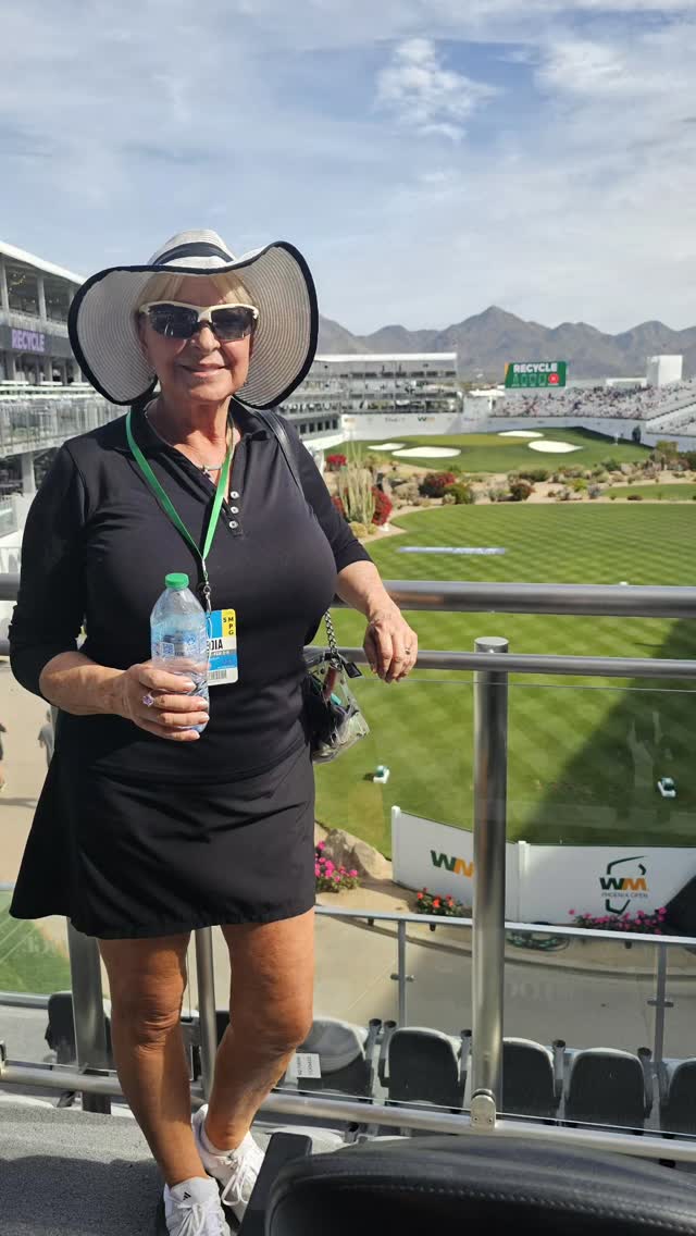 Time to jump around at the WMPHOENIX OPEN! WEATHER WILL BE PERFECT AND CROWDS ARE READY TO PARTY. #golfstagram #golfcontentnetwork #couplesgoals #golf #instagolf
