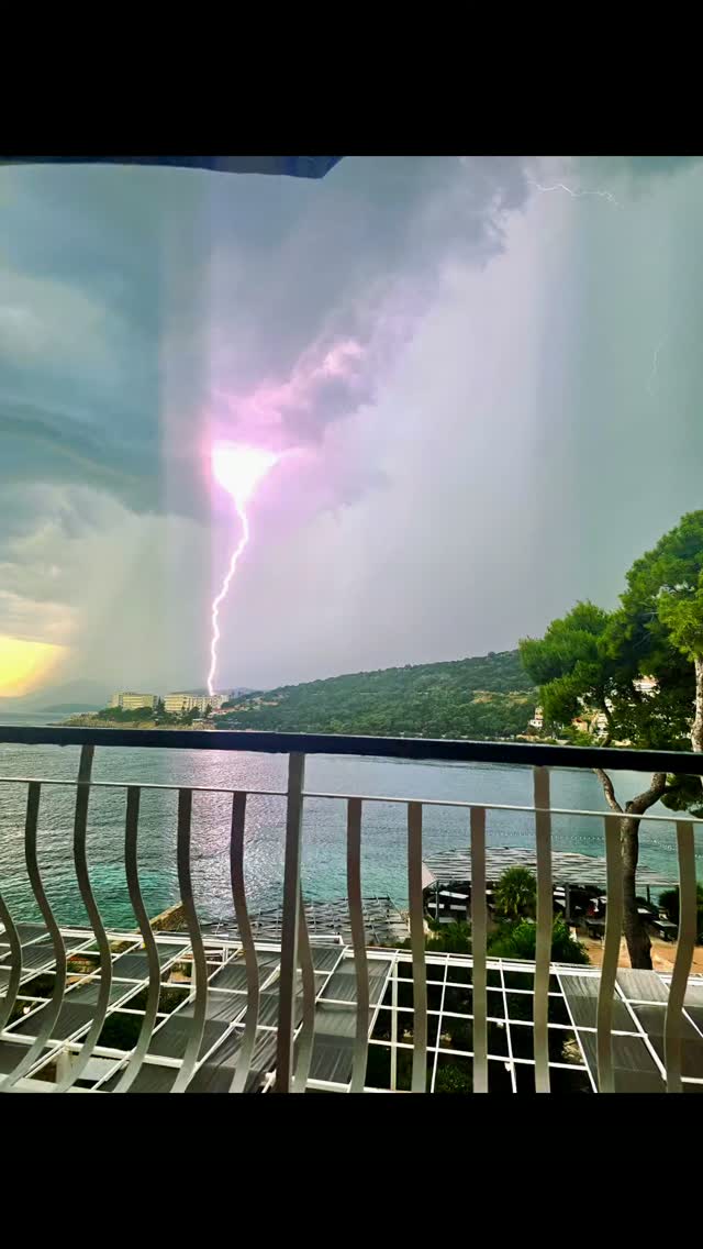 Our last day in Dubrovnik was hot and humid followed by huge thunderstorm. It took me awhile to capture the lightning shot. Amazing! The rain subsided and God blessed us with tremendous sunset. 

Dubrovnik was a bucket list checked off. The Croatian coastline was as spectacular as advertised. It would be best by boat. 1200+ islands to explore. Drop anchor and enjoy.#couplesgoals #beautifuldestinations #travelingram #croatiafulloflife #croatia